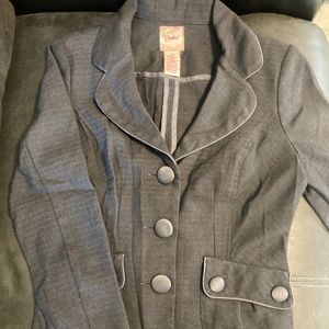 Adorable gray blazer